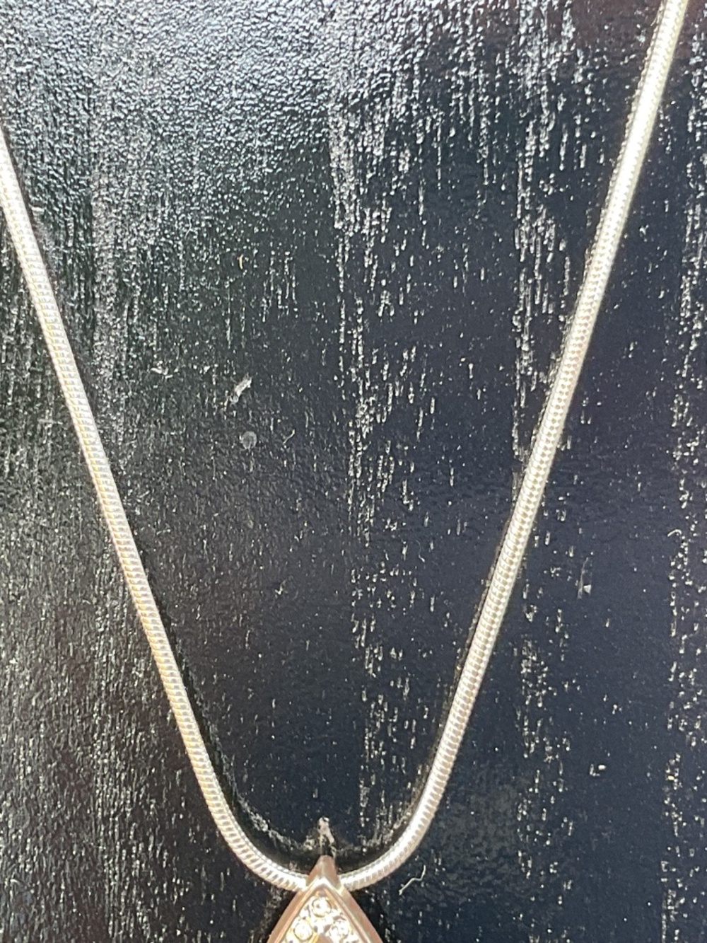 Premier Designs Necklace Vintage teardrop pendant Silvertone chain 18” - Picture 3 of 10